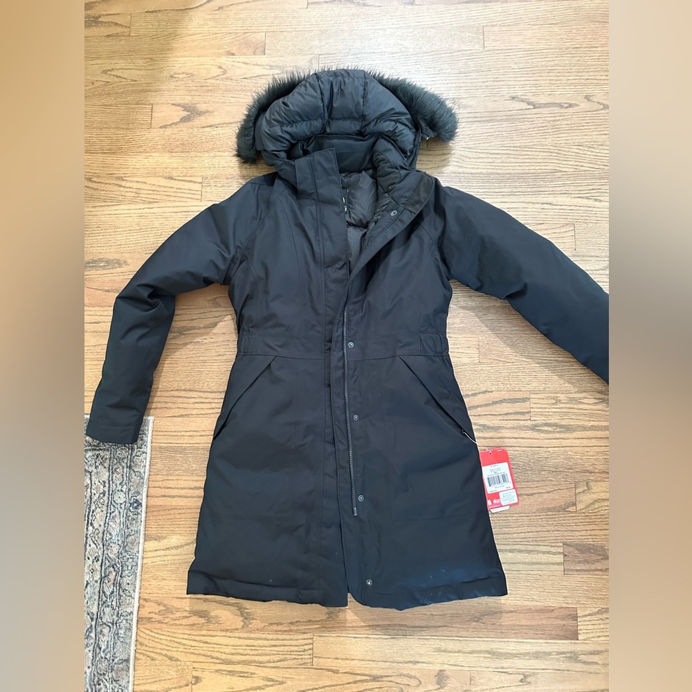 Women’s North Face Jacket size Small NWT